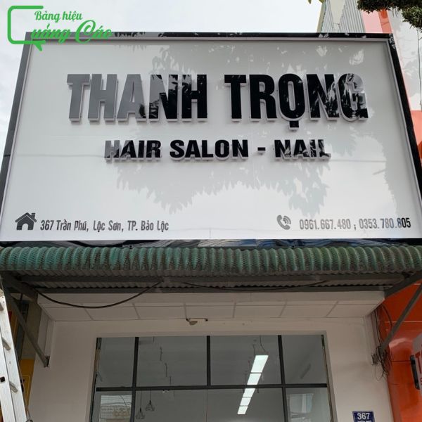 Mẫu bảng hiệu salon t&oacute;c Thanh Trọng