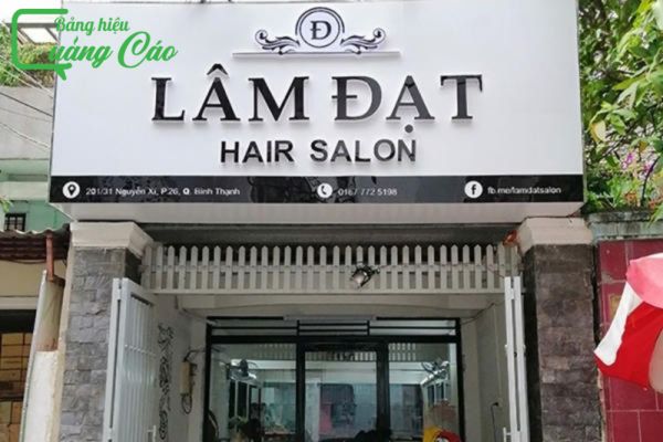 Mẫu bảng hiệu hair salon nền Alu chữ nổi Mica ấn tượng