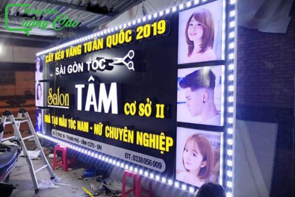 Mẫu bảng hiệu cắt t&oacute;c nam nữ ấn tượng