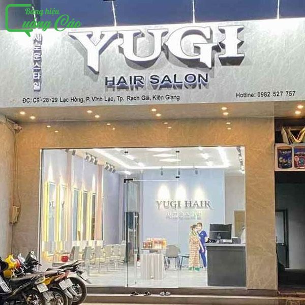 Mẫu bảng hiệu tiệm t&oacute;c nữ YUGI