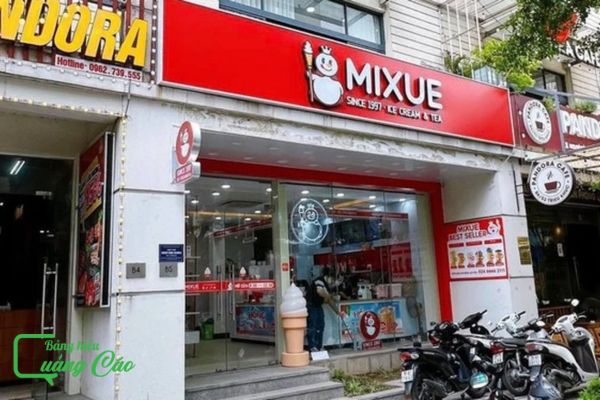 Bảng hiệu kem tươi Mixue