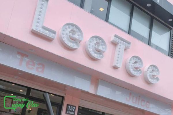 Bảng hiệu màu hồng LeeTee