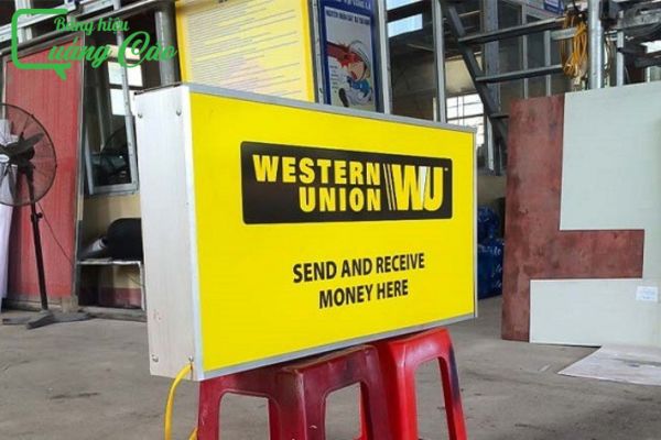 Biển vẫy vuông khung sắt WU