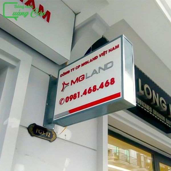 Biển vẫy vuông khung sắt MGLand