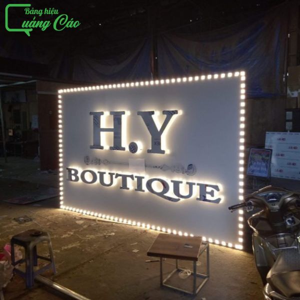 Chữ nổi alu hợp măt mica HY Boutique