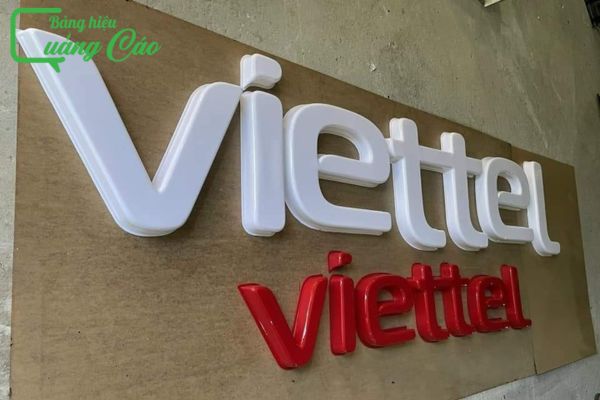 Chữ nổi mica nguyên bản Viettel
