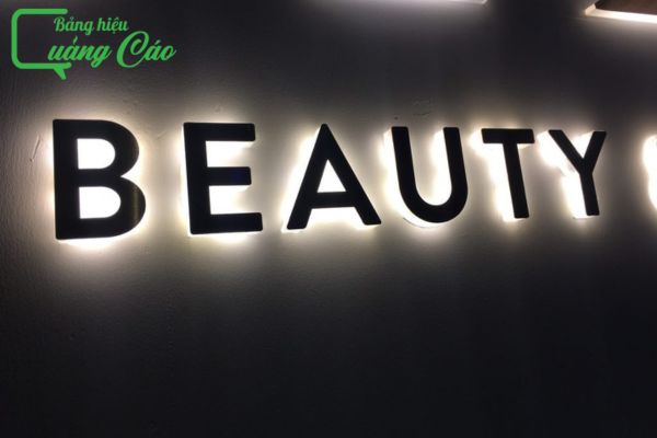 Chữ nổi mica đèn LED Beauty