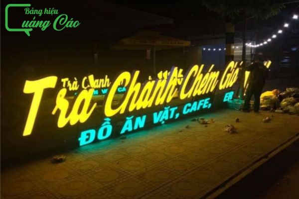 Chữ nổi mica đèn LED Trà chanh chém gió