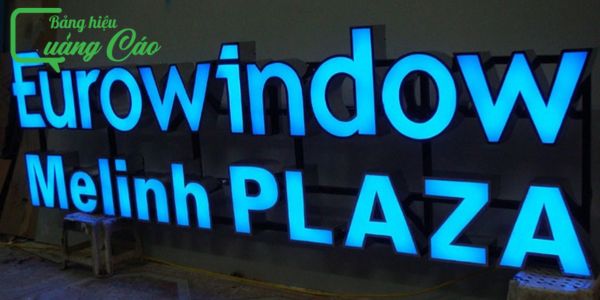 Chữ nổi mica đèn LED Melinh Plaza