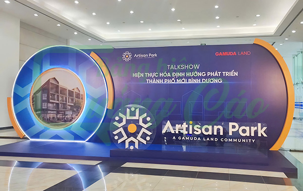 Thi c&ocirc;ng backdrop talkshow in PP bồi Formex