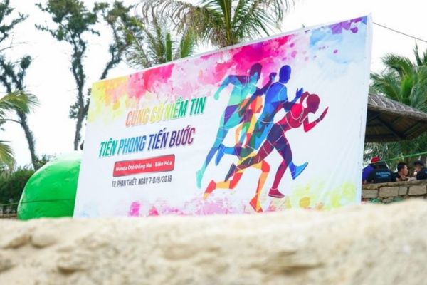 Backdrop team building ấn tượng