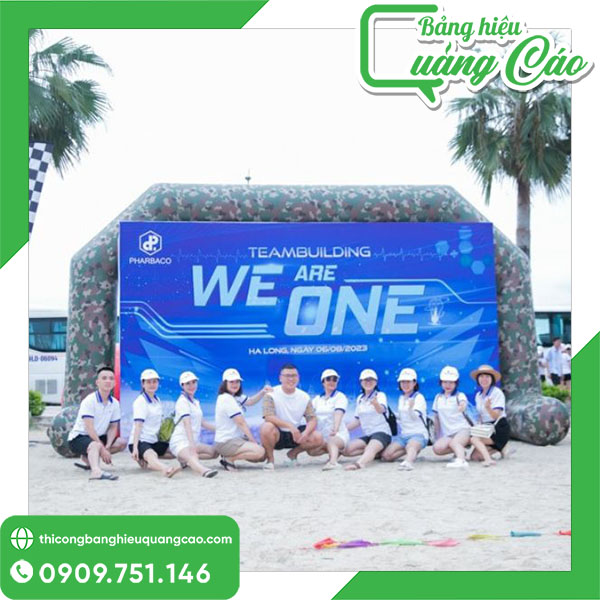 Backdrop team building bãi biển độc đáo