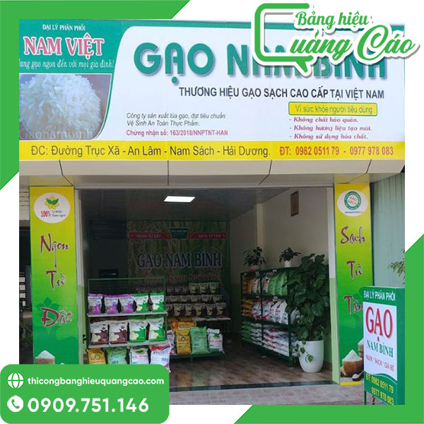 Bảng hiệu bán gạo Nam Bình