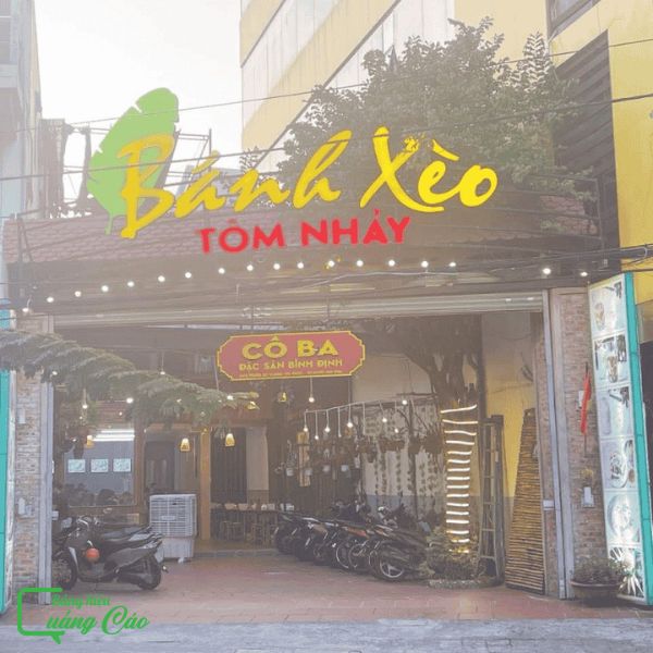 Bảng hiệu b&aacute;nh x&egrave;o t&ocirc;m nhảy hộp đ&egrave;n mica 