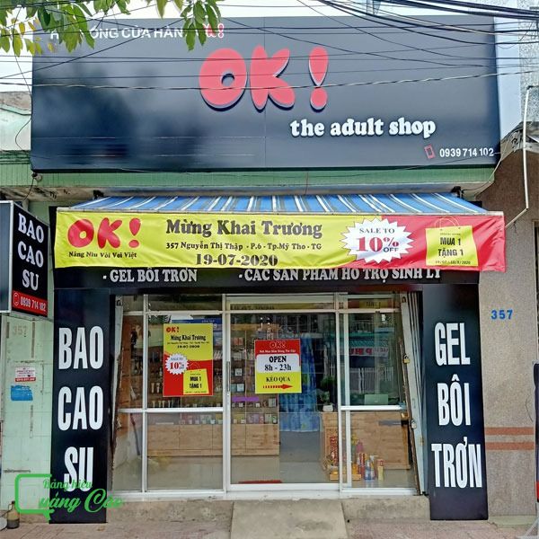 Bảng hiệu bao cao su OK shop