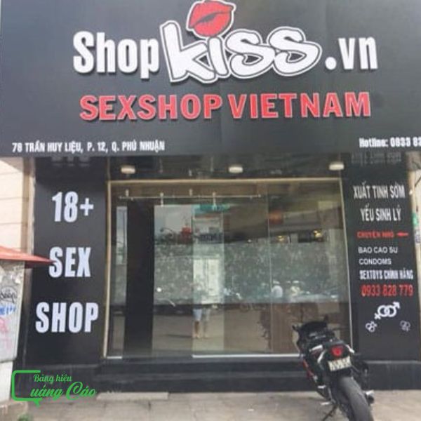 Bảng hiệu bao cao su shop Kiss
