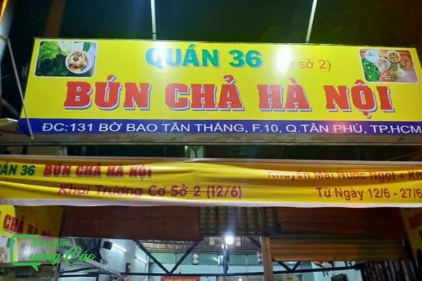 Bảng hiệu bún chả Hà Nội quán 36