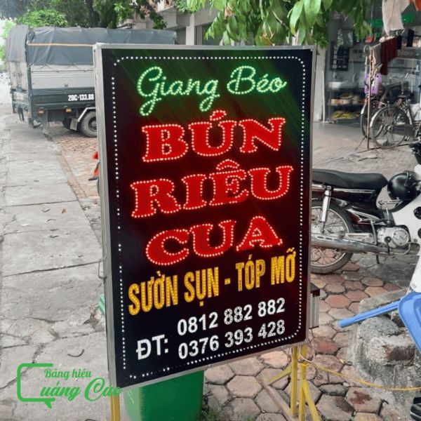 Bảng hiệu bún riêu cua biển đứng đèn LED