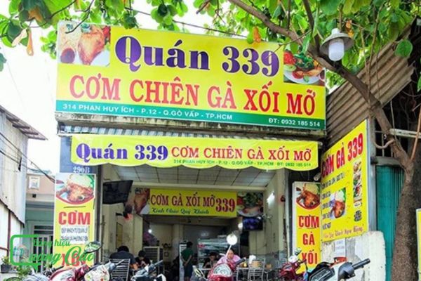 Bảng hiệu cơm gà xối mỡ in bạt hiflex 339
