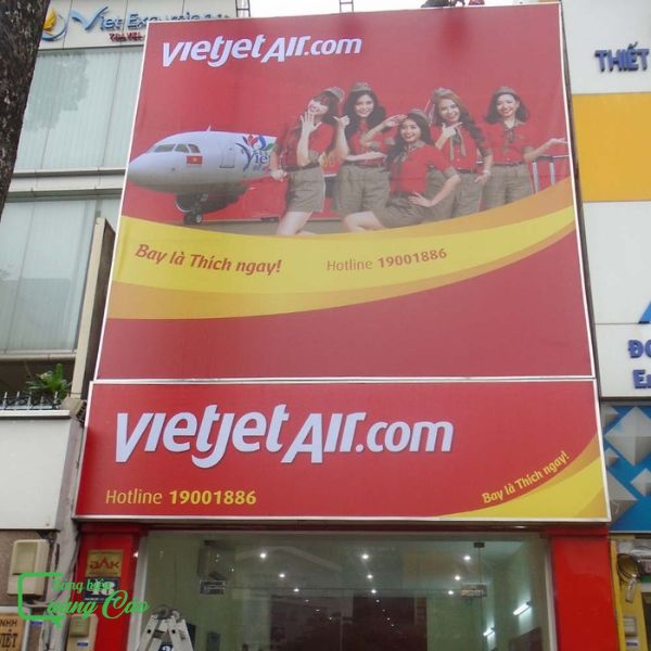 Bảng hiệu đại lý bán vé máy bay bạt hiflex Vietjet