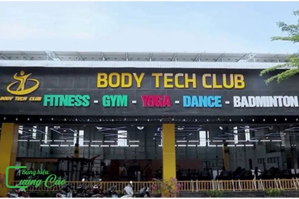 Bảng hiệu gym Body Tech Club