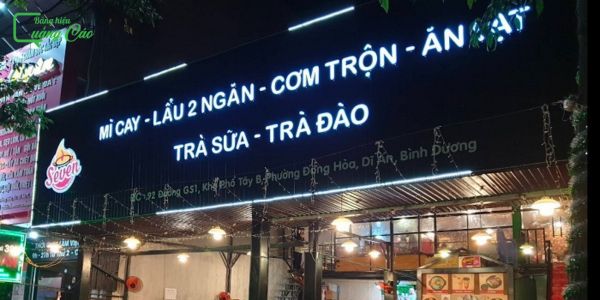 Bảng hiệu mì cay hộp đèn Seven