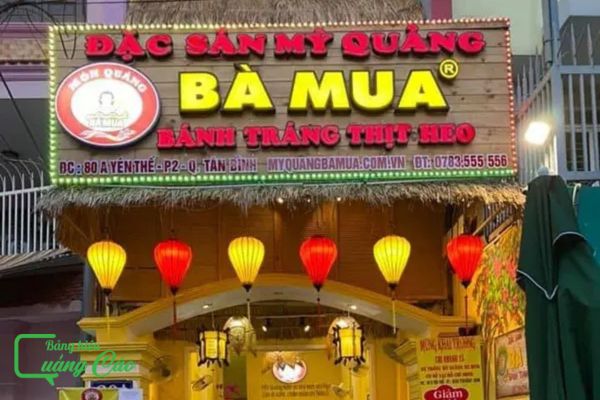Bảng hiệu mì quảng hộp đèn mica giá rẻ