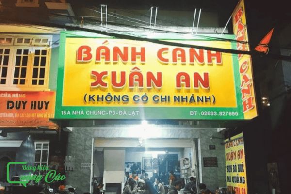 Bảng hiệu quán bánh canh hộp đèn Xuân An