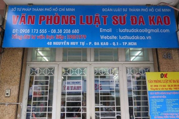 Bảng hiệu văn phòng luật sư Ka Đao