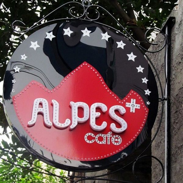 Biển vẫy cafe Aples alu chữ nổi