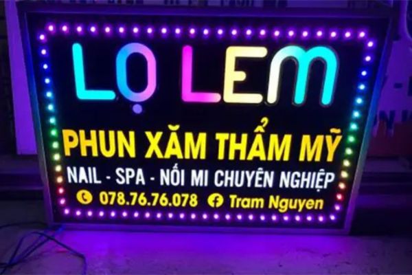 Biển vẫy phun xăm thẩm mỹ đèn LED Lọ Lem