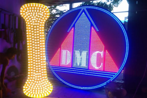 Chữ nổi alu cắm đèn LED sang trọng