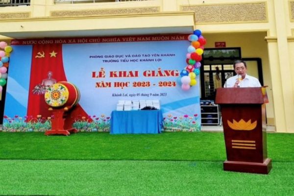 Mẫu backdrop cho trường tiểu học Khánh Lợi