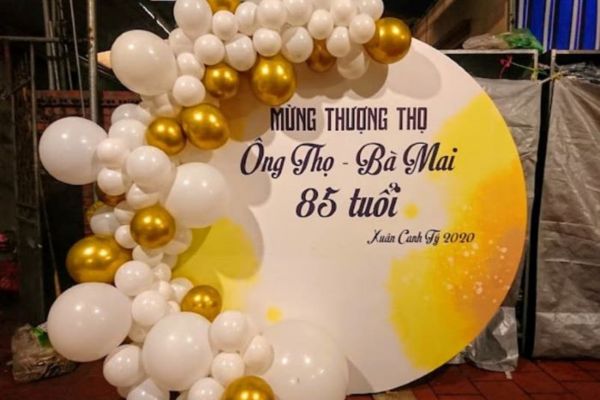 Thiết kế backdrop mừng thọ theo yêu cầu riêng