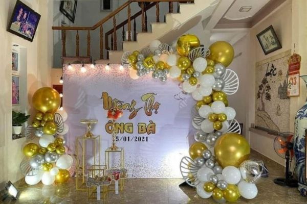 Thi công mẫu backdrop mừng thọ tại nhà