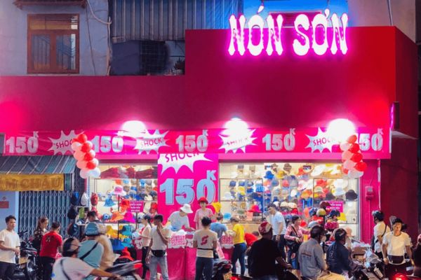 Bảng hiệu shop nón bảo hiểm Nón Sơn đèn LED