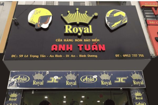 Làm bảng hiệu shop nón bảo hiểm Anh Tuấn
