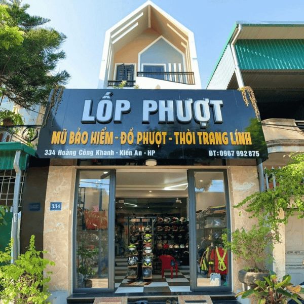 Bảng hiệu shop nón bảo hiểm chữ nổi mica Lốp Phượt