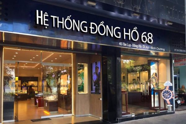 Bảng hiệu tiệm đồng hồ 68 hộp đèn