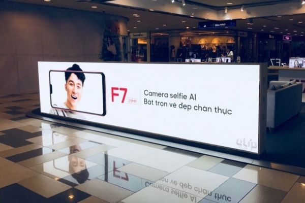 Biển hộp đèn 3M siêu mỏng tại trung tâm thương mại