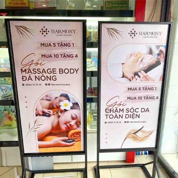 Biển vẫy đứng spa Harmony