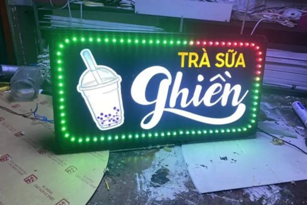 Biển vẫy trà sữa Ghiền thiết kế đèn LED