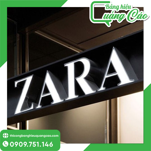 Thi công chữ nổi mica viền inox ấn tượng