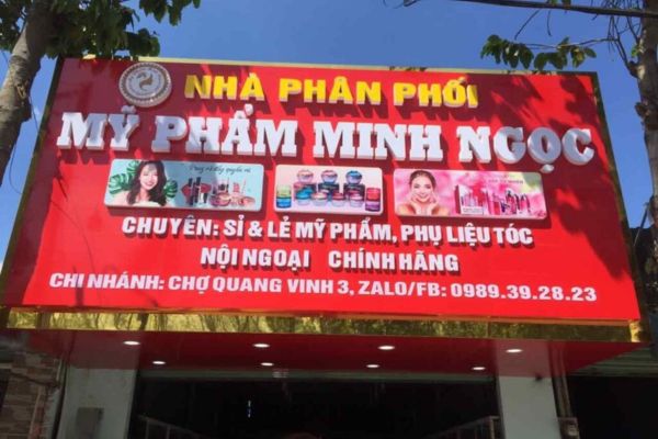 Thi c&ocirc;ng mặt dựng Alu gắn chữ nổi Mica tại quận B&igrave;nh T&acirc;n