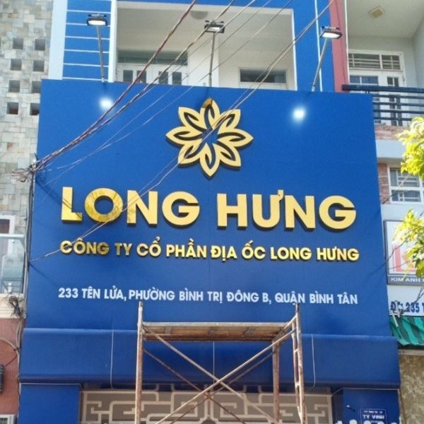 L&agrave;m bảng hiệu c&ocirc;ng ty bất động sản tại quận B&igrave;nh T&acirc;n