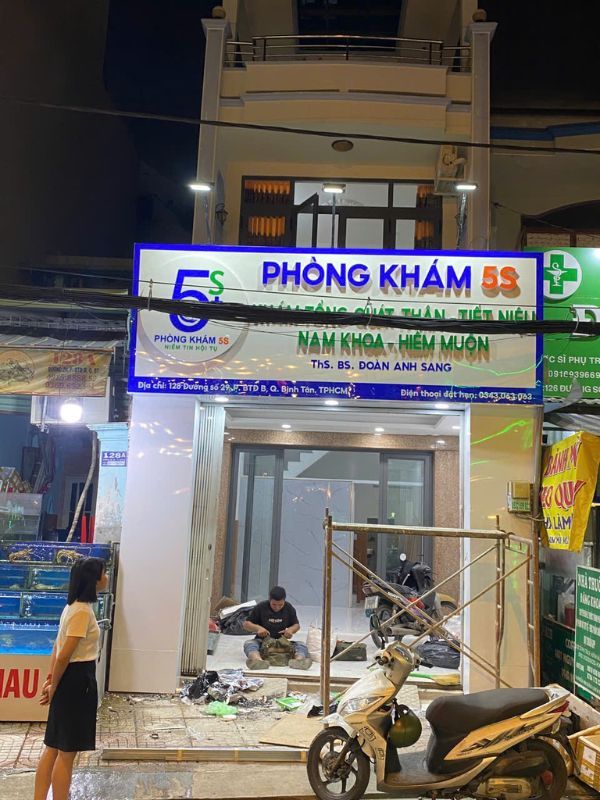 L&agrave;m bảng hiệu quận B&igrave;nh T&acirc;n cho quầy thuốc t&acirc;y
