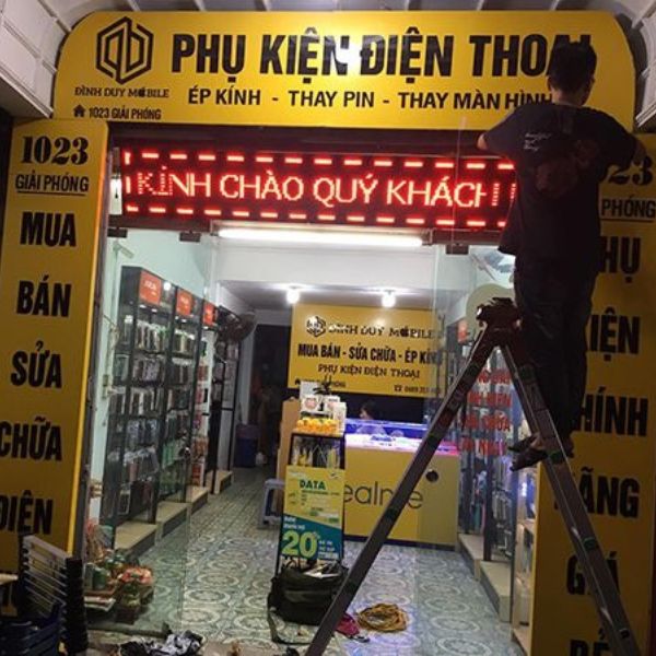 Bảng hiệu đèn LED chạy chữ cửa hàng điện thoại
