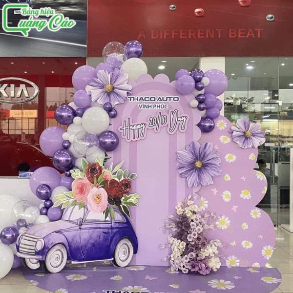 Mẫu backdrop 20/10 màu tím, ấn tượng của Thaco Auto Vĩnh Phúc