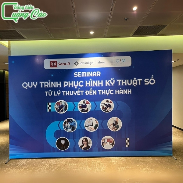 Mẫu backdrop chương trình Quy trình phục hình kỹ thuật số của công ty SEMINAR tại quận 4