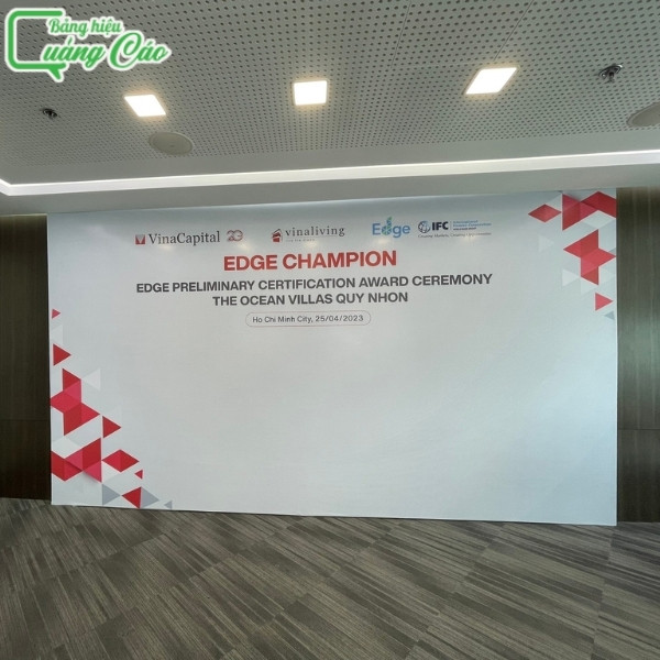 Mẫu backdrop của công ty Vina Capital tại quận 4